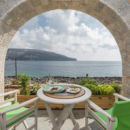 Alkyon Seaside Studios Néon Oítilon Buitenkant foto