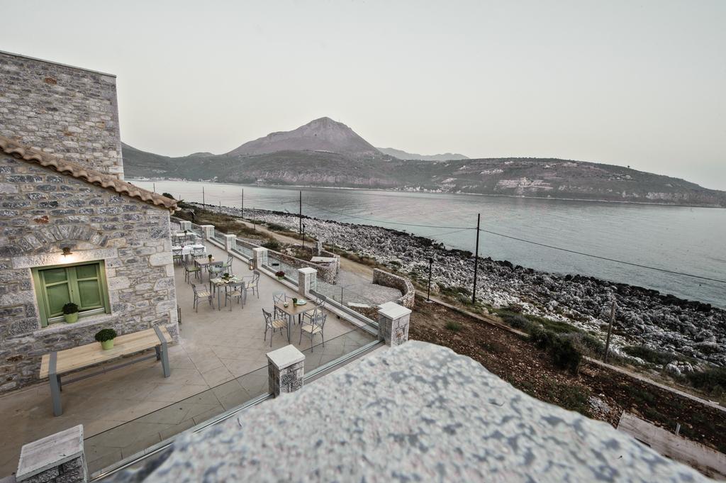 Apartment Alkyon Seaside Néon Oítilon